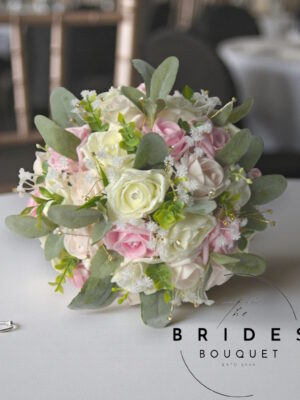 Felicity - Roses & Greenery