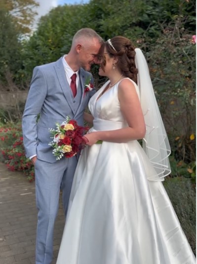 real-life-wedding-flower-bouquets-artificial-bridal-flowers-but-the-brides-bouquet-uk