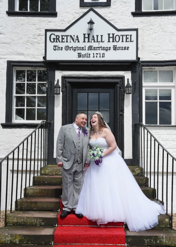 real life couple kelsey and john gretna green wedding flowers review brides bouquet uk