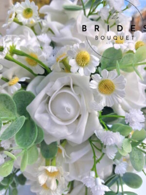 Bridal Bouquets with Daisies