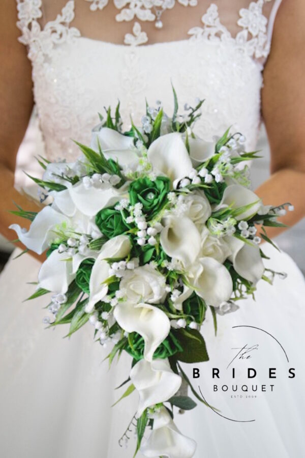 brides teardrop bouquet with emerald green and white roses brides flowers uk